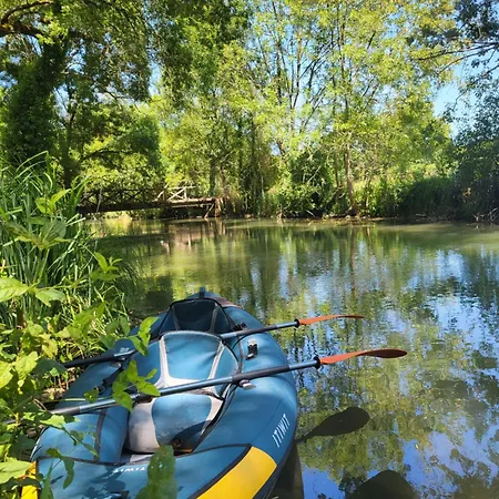 Le Bastion Bed & Breakfast 3*